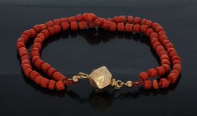 Bloedkoralen armband