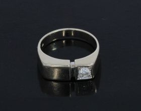 14 karaats witgouden Vintage ring met diamant