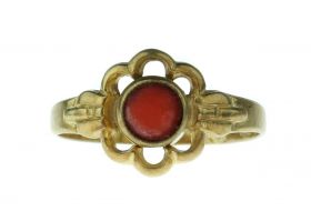 14 karaats gouden antieke kinder ring met bloedkoraal