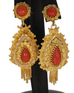 Bloedkoraal antiek set 14k gouden filigrain baardjes oorbellen
