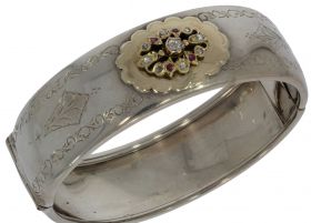 Brede antieke zilveren armband met gouden applique roos diamanten en robijn