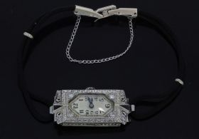18 karaats gouden Art Deco horloge diamanten saffieren