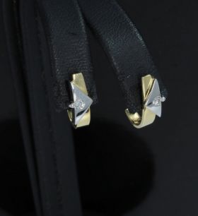 Bicolor 14 karaats gouden oorbellen diamant design