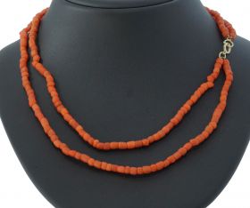 Antiek 2-strengs bloedkoraal collier 14k gouden slot antiek