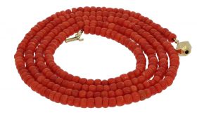 Bloedkoraal antiek collier fraaie kleur 14k gouden paston slot vintgae