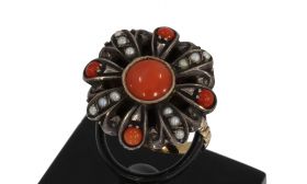 Bloedkoraal antieke parel 14k gouden ring zilver omlijsting handgemaakt