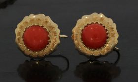 Klassieke 14 karaats gouden Vintage bloedkoraal oorbellen