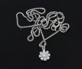 Rozet hanger 9 diamanten witgoud 14k gouden venetiaanse ketting dames