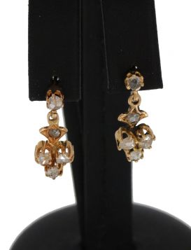 Fraai set 14 karaats gouden oorbellen met roosgeslepen diamanten