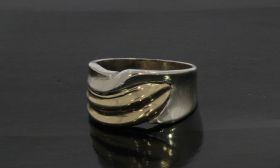 Abstracte 14 karaats gouden met zilveren design ring
