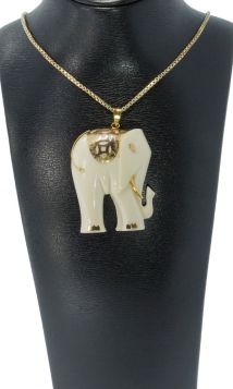 Olifant benen hanger met 14 karaats gouden versieringen