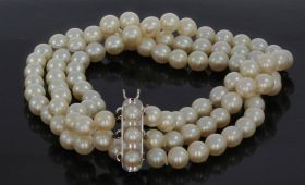 Zoetwater parel 3-strengs armband aan 14k witgouden sierslot