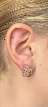Rozenkwarts 14 karaats gouden vintage design dames oorbellen