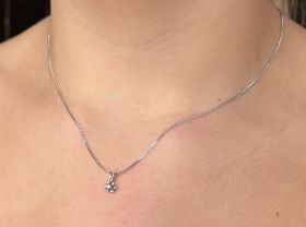 Solitair diamant 14k wit gouden hanger met gouden gourmet schakel ketting