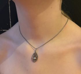 Hanger zilver goud roosdiamanten aan zilveren ketting antiek