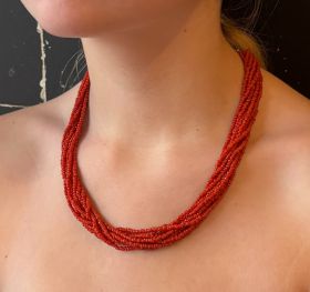 9-strengs bloedkoraal ketting aan schroefsluiting vintage
