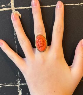 Bloedkoraal camee handgemaakte 18 karaats gouden dames ring vintage