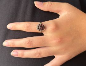 Granaten vintage entourage 14 karaats gouden dames ring