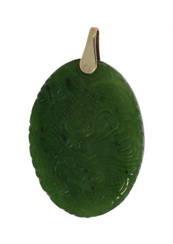 Jade Nefriet ketting hanger met fraai gestoken decor