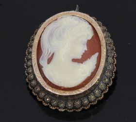 Schelpcamee portret zilveren markasiet hanger broche 14k gouden randversiering