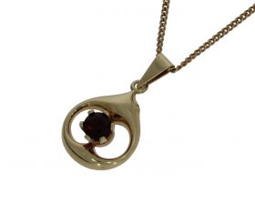 Klassieke 14k gouden ketting hanger met solitair granaat