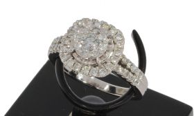 Witgouden luxe dames ring met briljant geslepen moissaniet