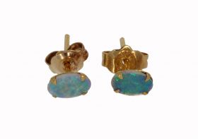 Elegant set 14 karaats gouden oorstekers Opaal