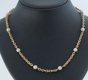 18 karaats gouden design collier met zoetwater parels