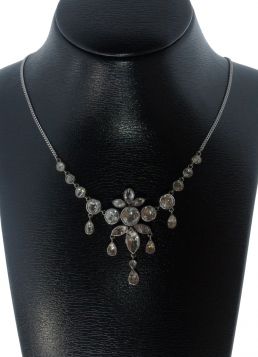 Exclusief roosdiamanten collier ketting met fraaie bloem hanger uniek en handgemaakt sieraad
