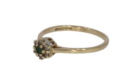 Smaragd met 6 diamanten geel gouden rozet ring dames