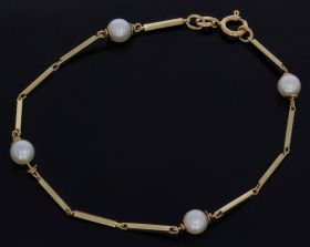 18 karaats gouden staafjes armband met zoetwater parels
