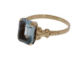 14 karaats gouden bewerkte vintage ring met blauwe Topaas