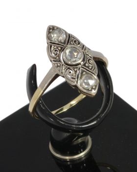 Roosgeslepen diamanten 18k gouden antieke ring prinsessenmodel