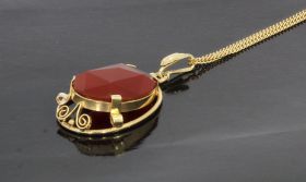 Carneool edelsteen 14k gouden vintage ketting hanger ajourbewerkt